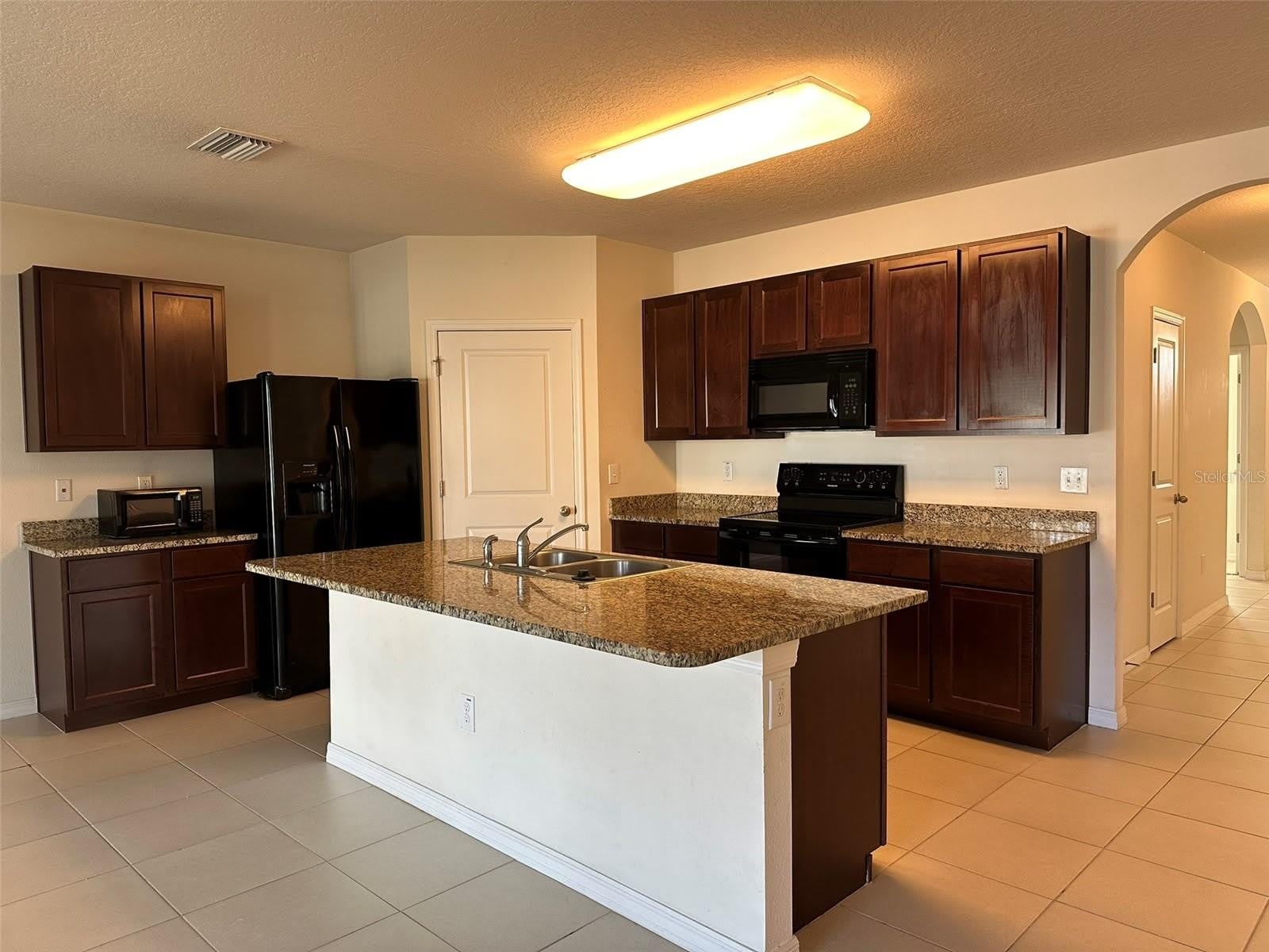 13515 HAVERHILL Drive – photo 3