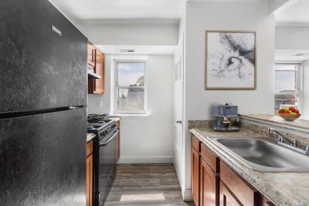 Willows Apartments – photo 2