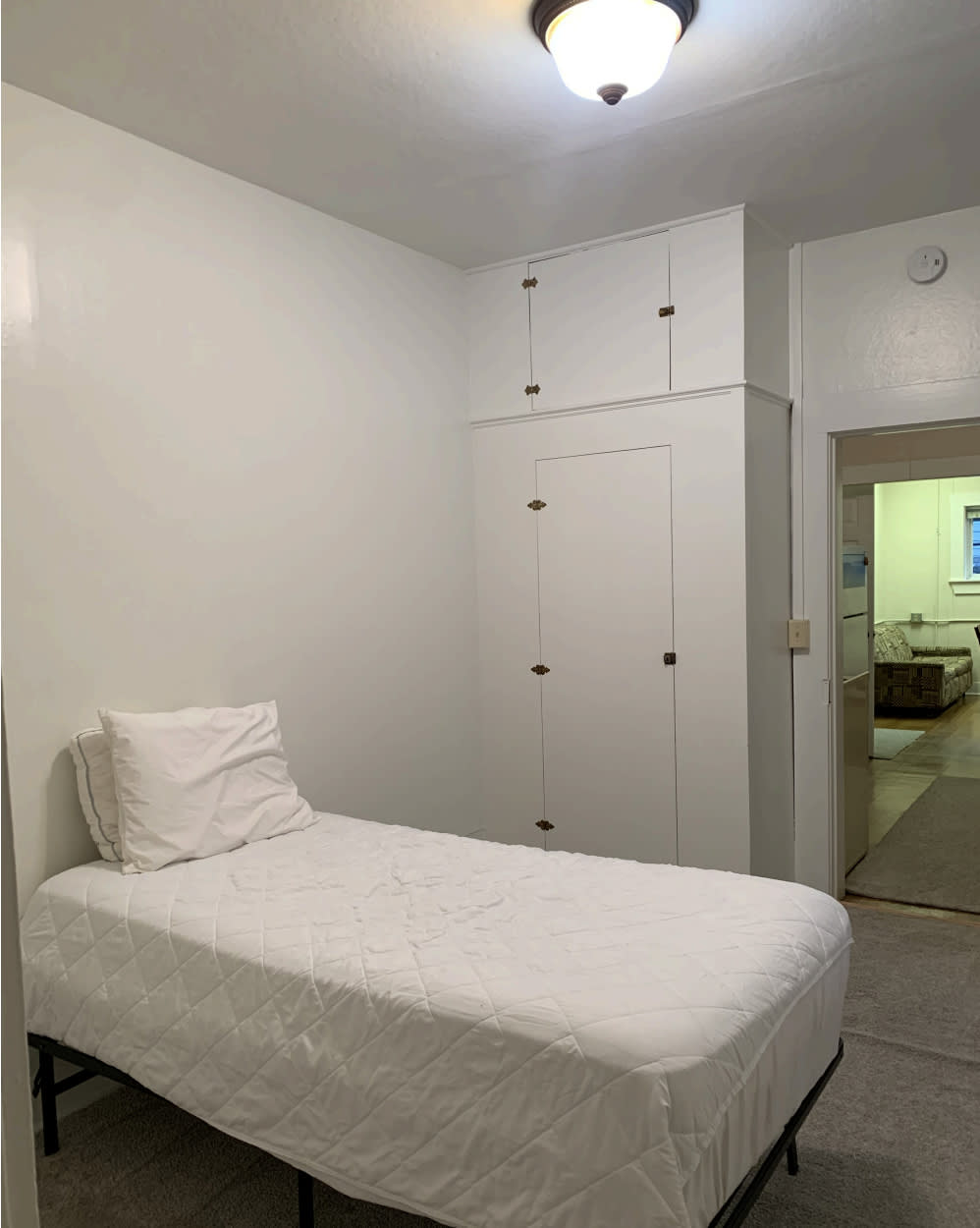 207 4th Avenue – photo 1