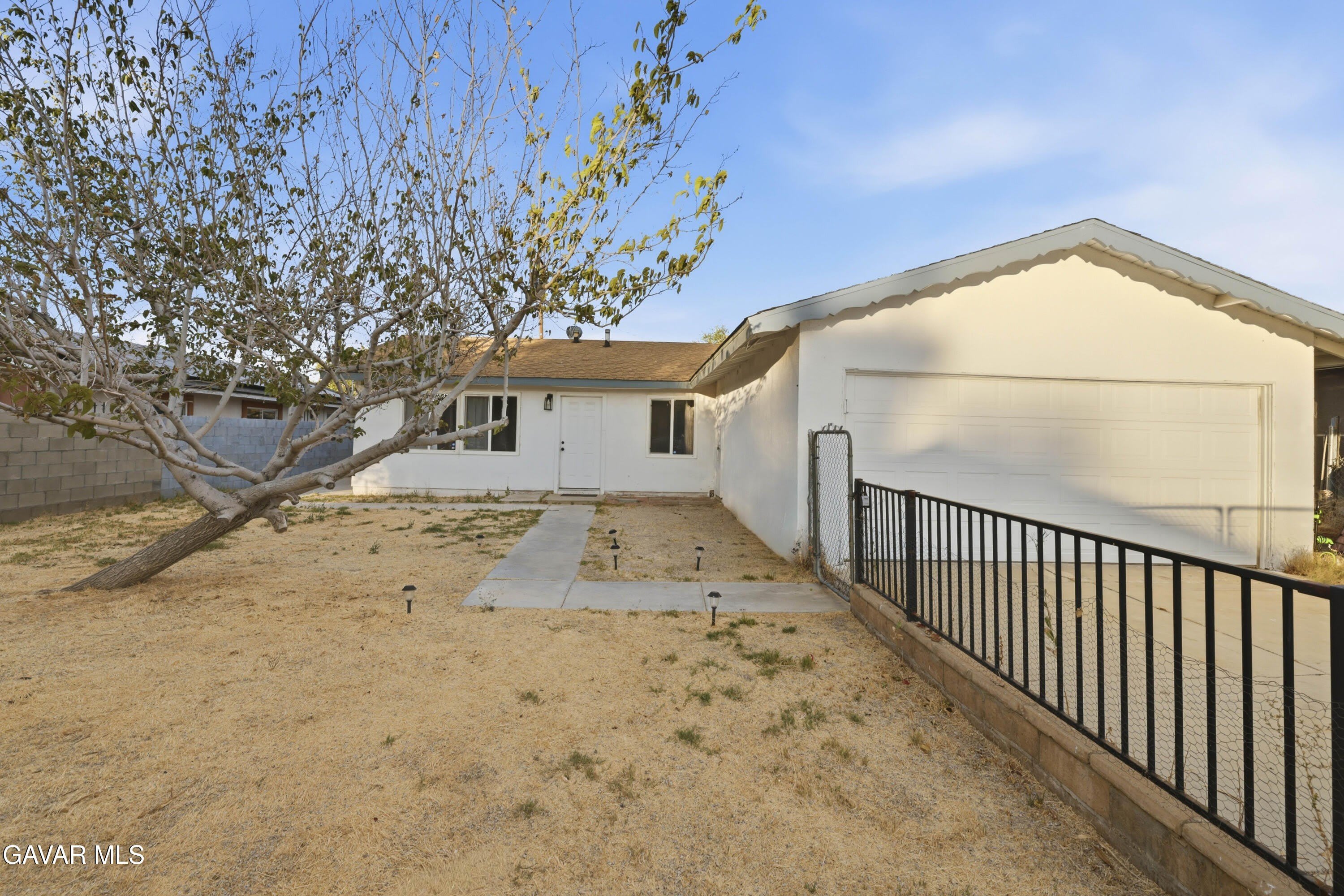 38466 Sumac Avenue – photo 3