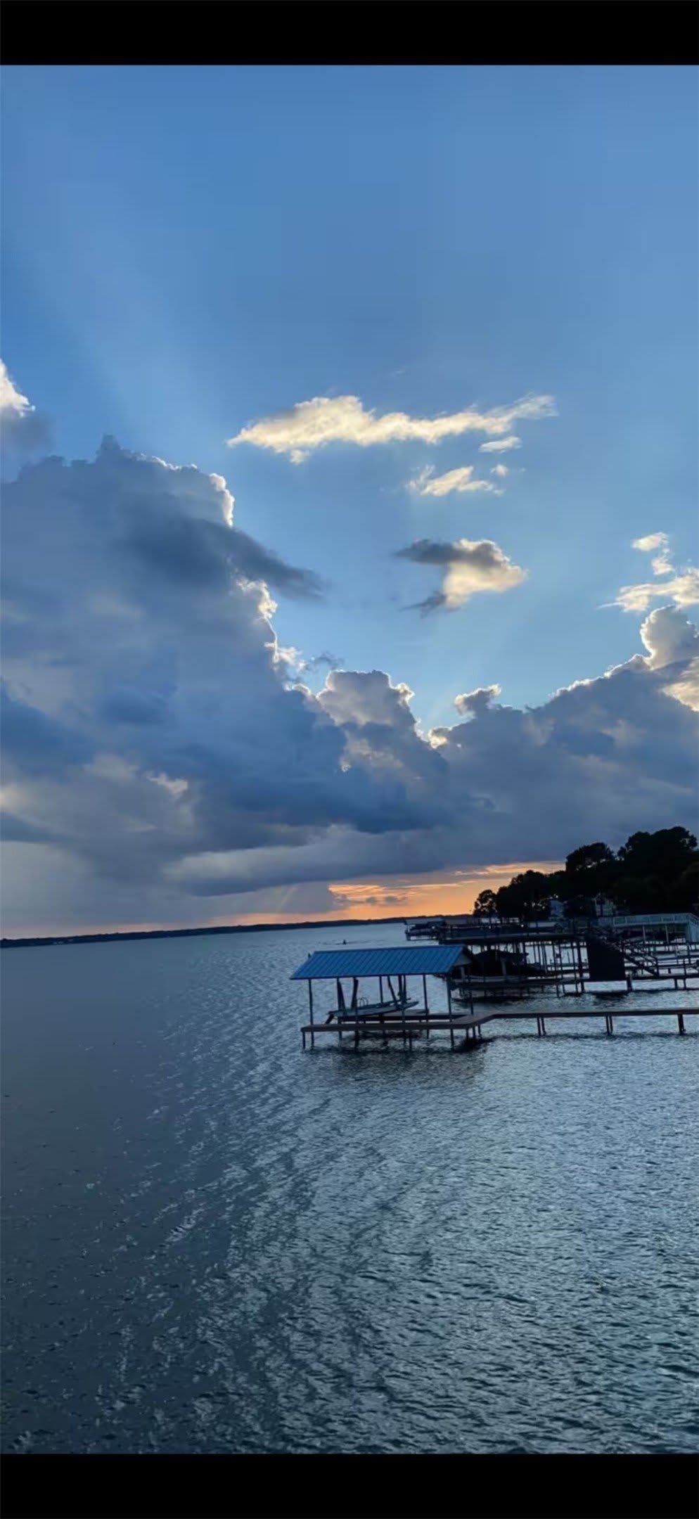 325 Bay Court – photo 1