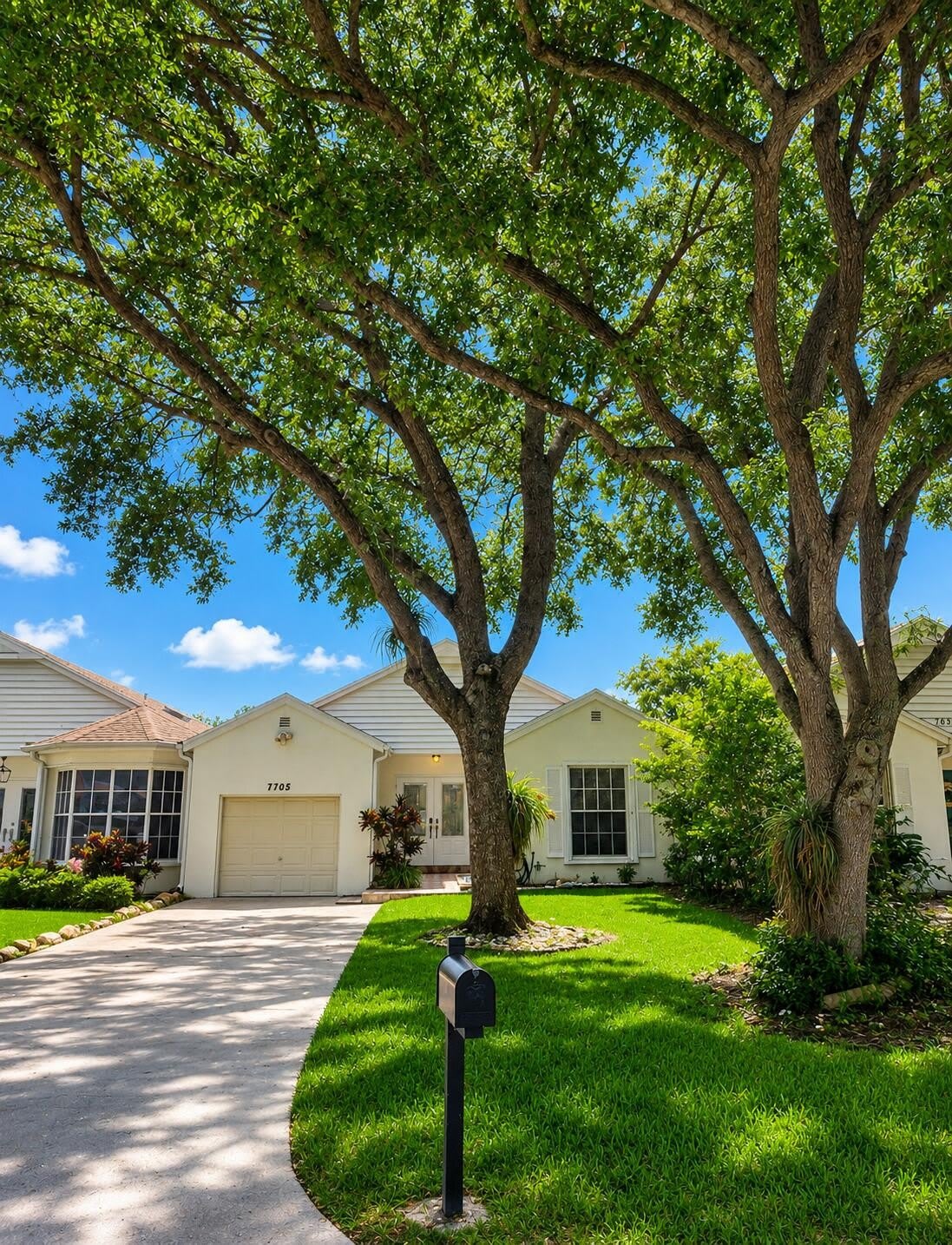 7705 FOREST GREEN Lane – photo 1