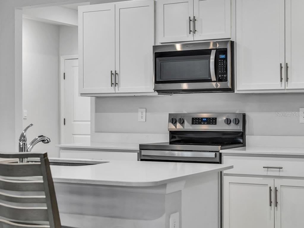 1048 Adalia Terrace – photo 5