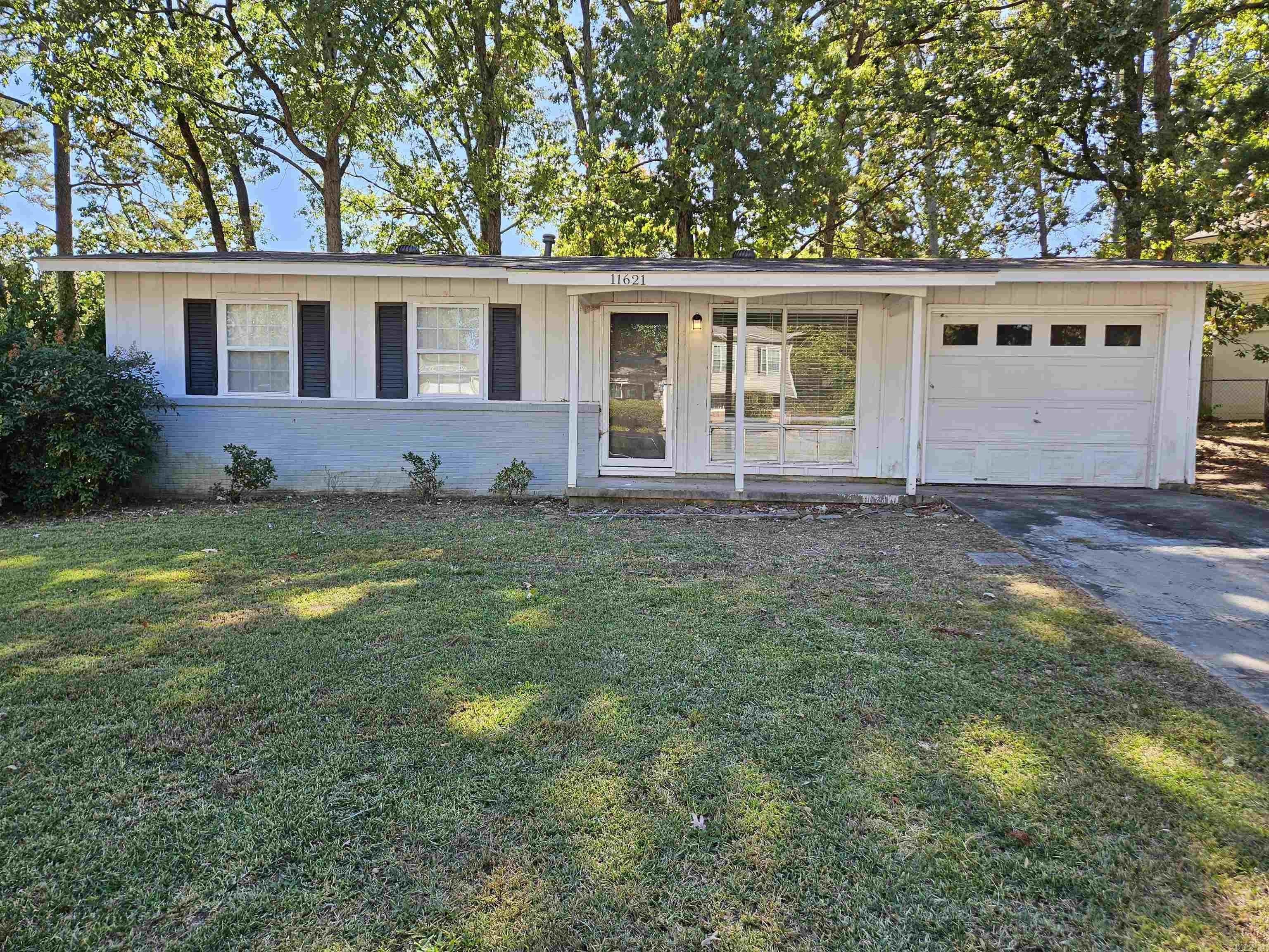11621 Chipwood Drive – photo 1