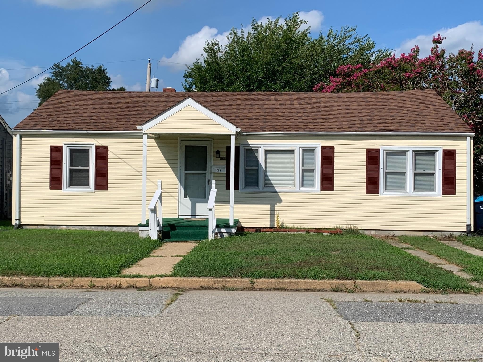 216 N High Street – photo 1