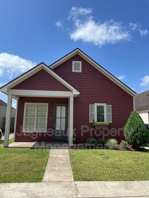 107 Hargrave Dr – photo 1
