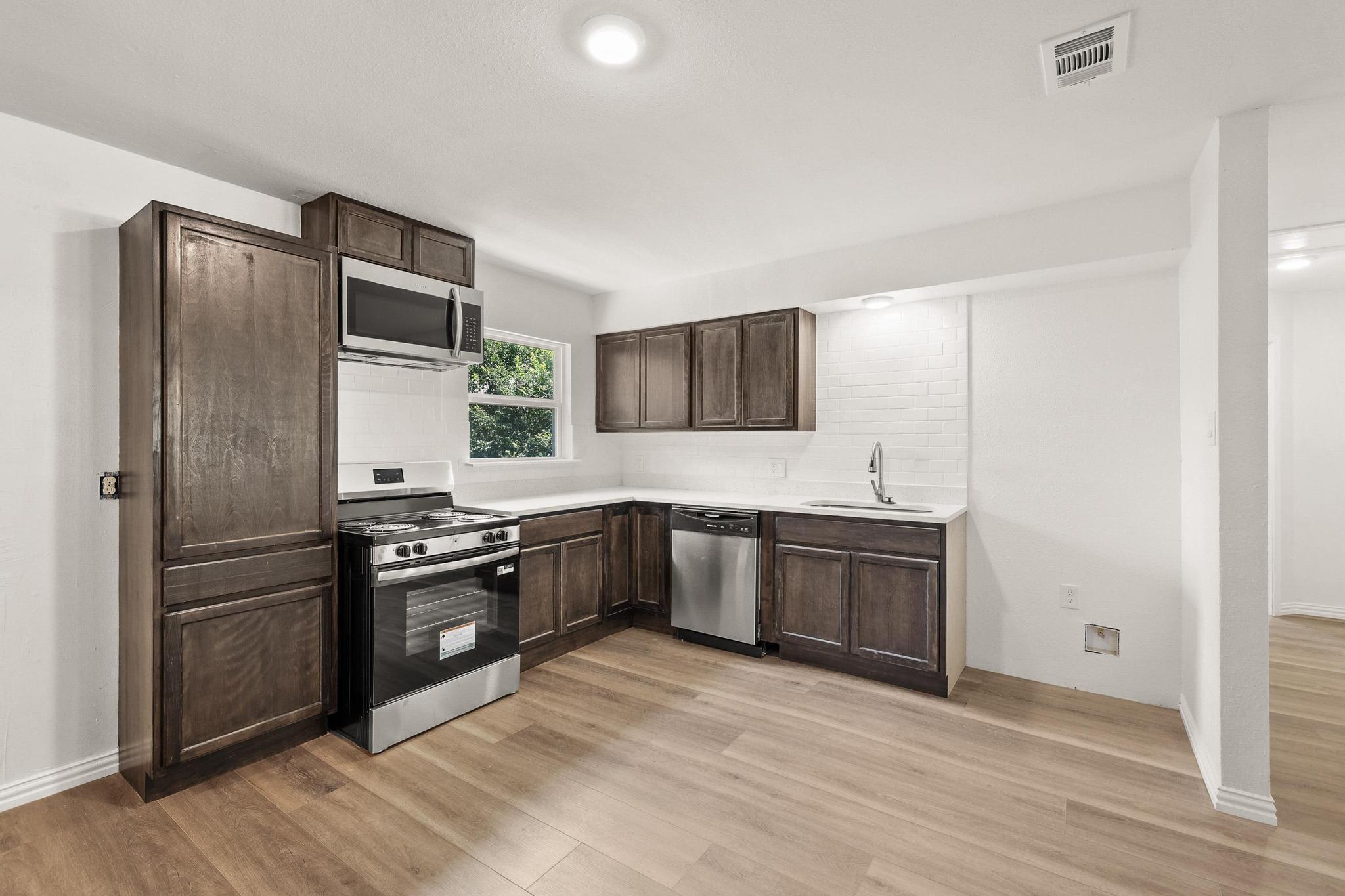 1108 Park Drive – photo 5