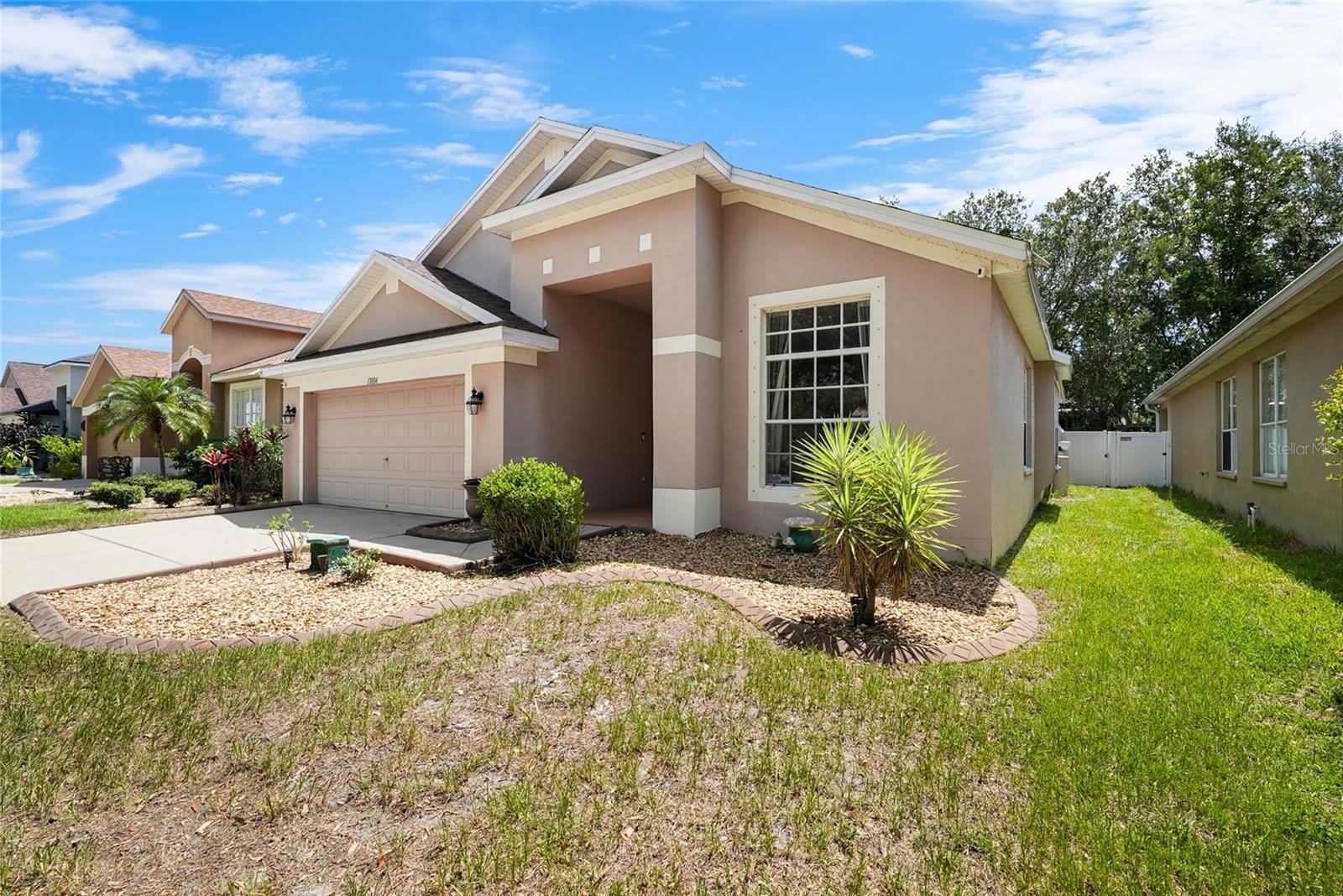 13804 SIGLER Street – photo 3