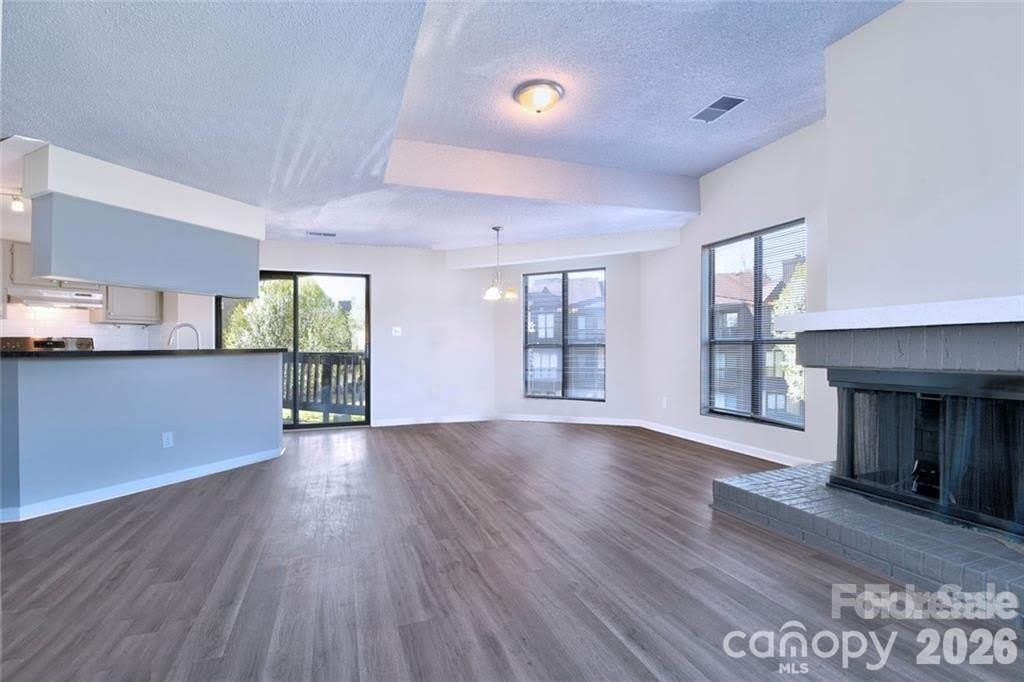 8121 Cedar Glen Drive – photo 3