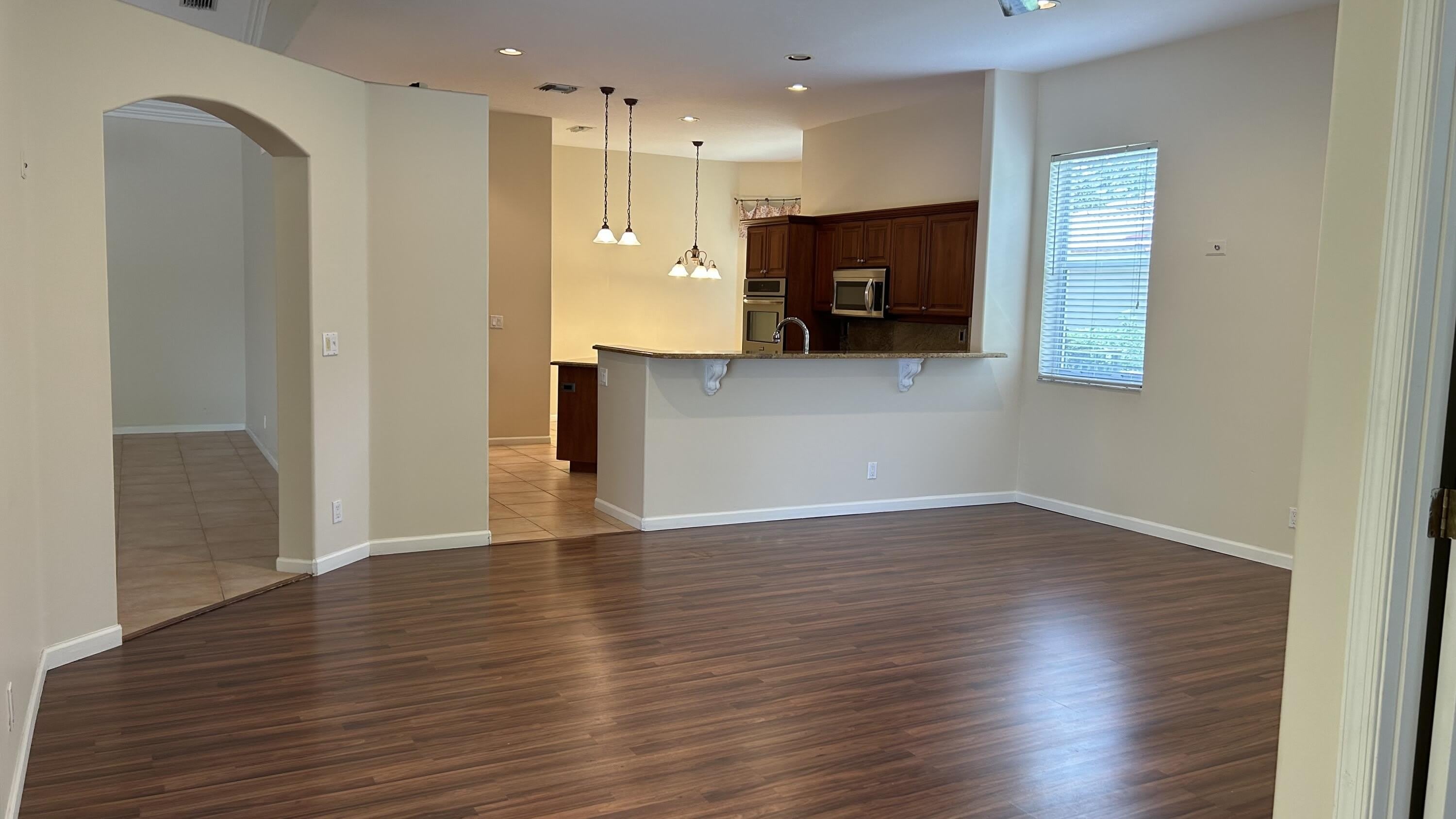8192 NW 42nd Street – photo 5