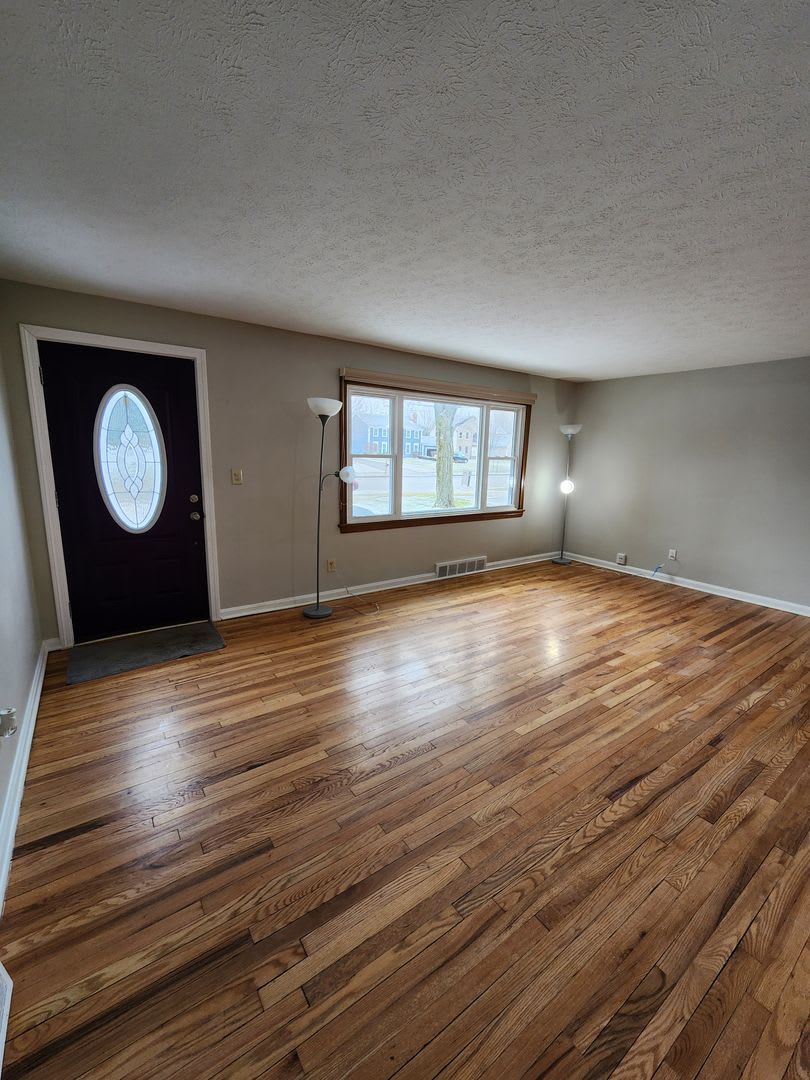 Fabulous Home In The Heart Of Solon – photo 1