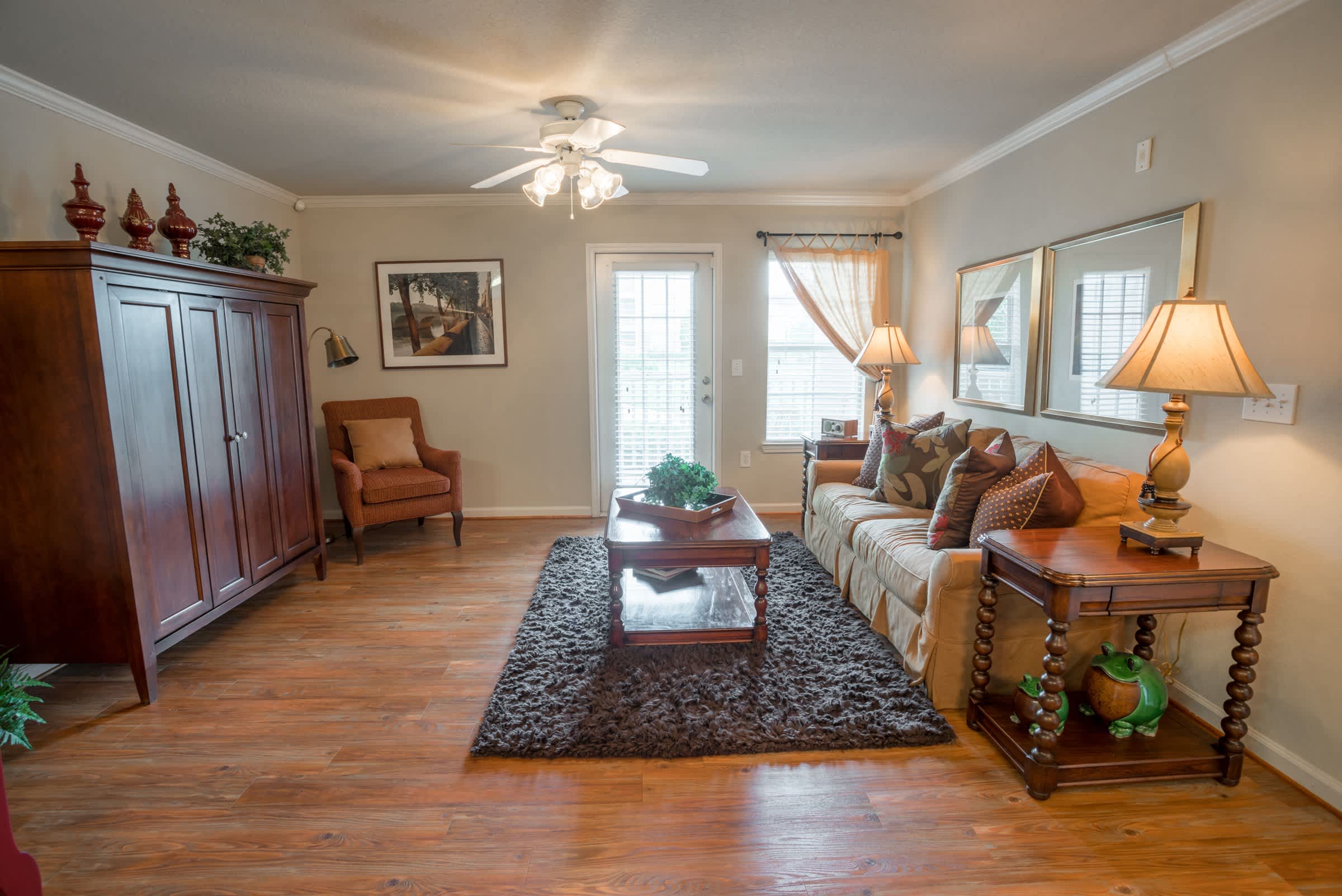 Montgomery – photo 4