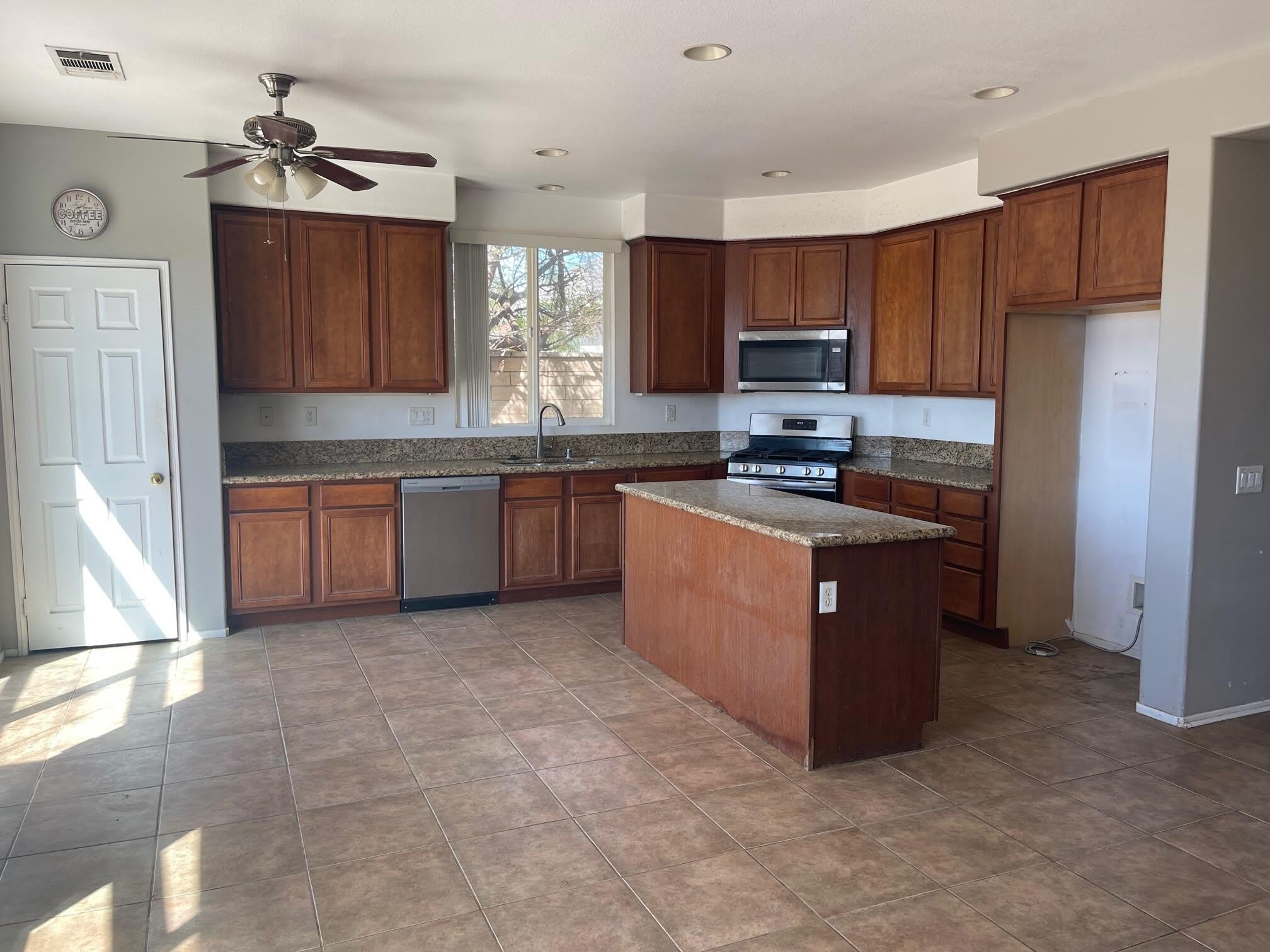 80085 Peak Forest Drive – photo 2