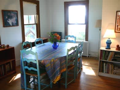 58 School St – photo 2