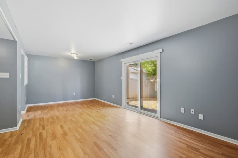 272 Ternwing Drive – photo 2