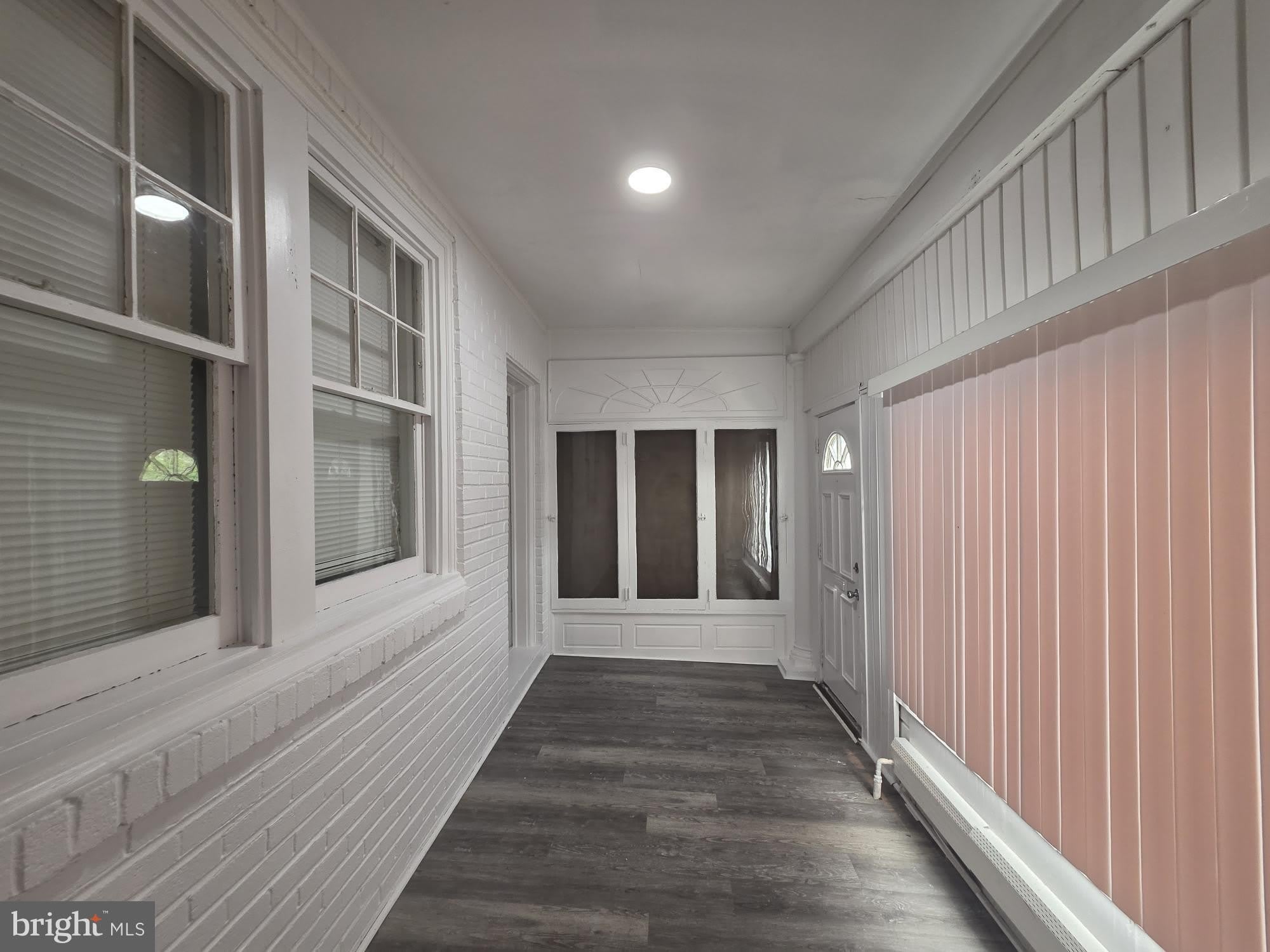 302 W LOUDEN Street – photo 3