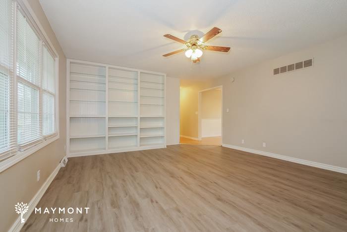 404 East 11th Street – photo 5