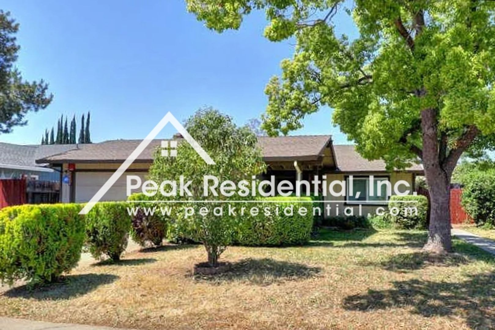 Nice 3bd/2ba House with 2-Car Garage near Routier Rd & Hwy 50 – photo 1