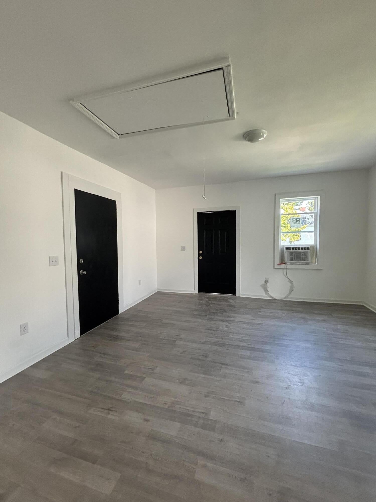 1744 Hicks Street – photo 4