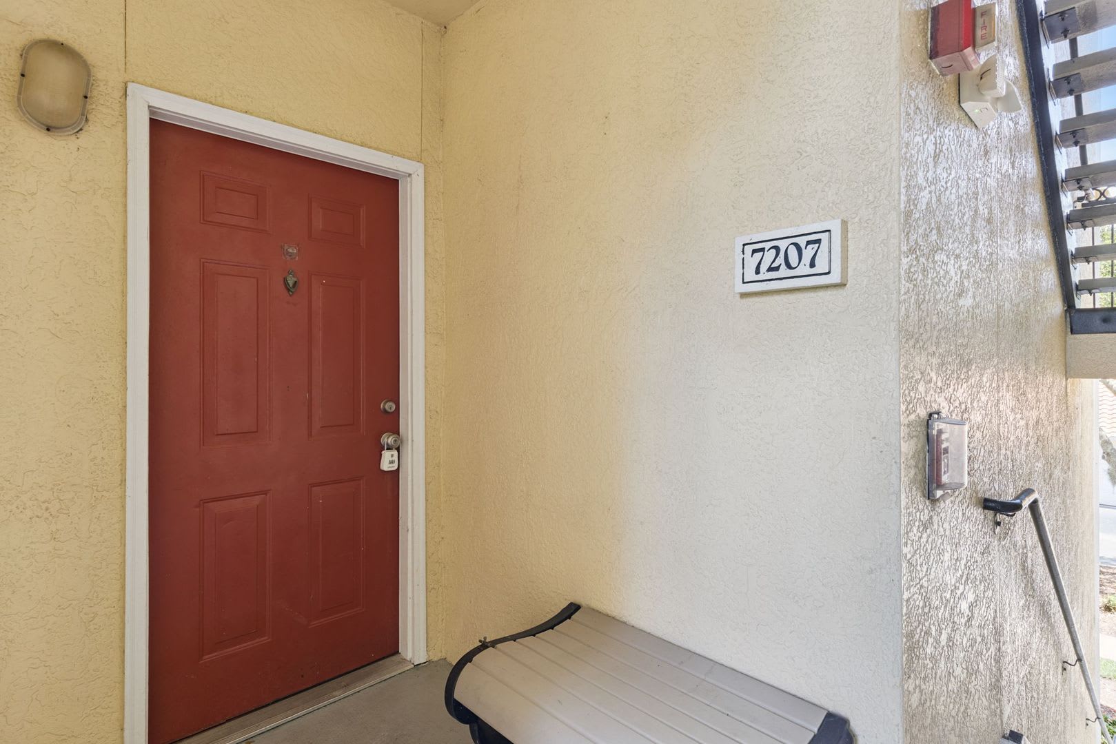 Nicely Updated 4 Br Condo In Maitland – photo 3