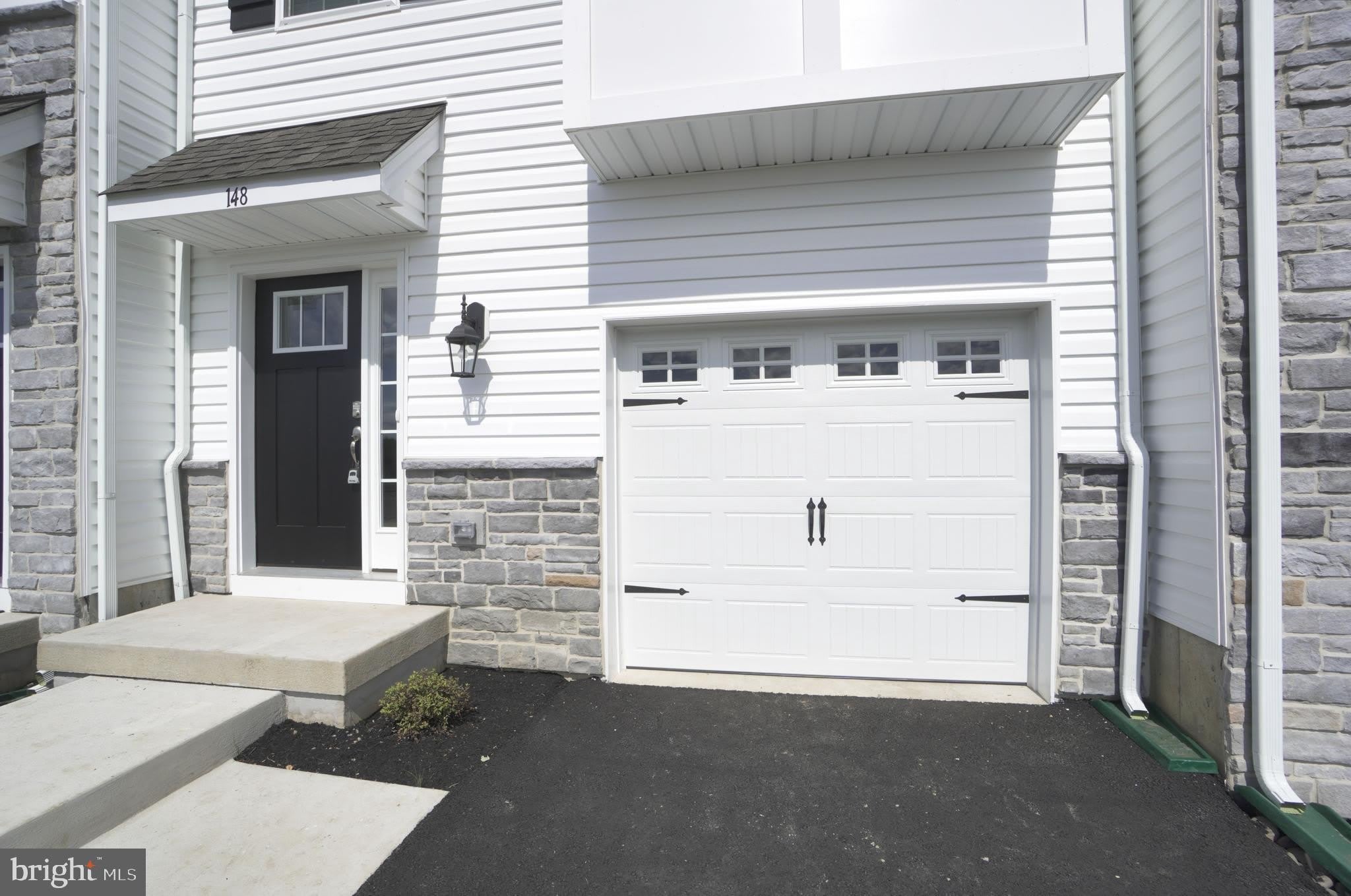 148 BELL CT – photo 2