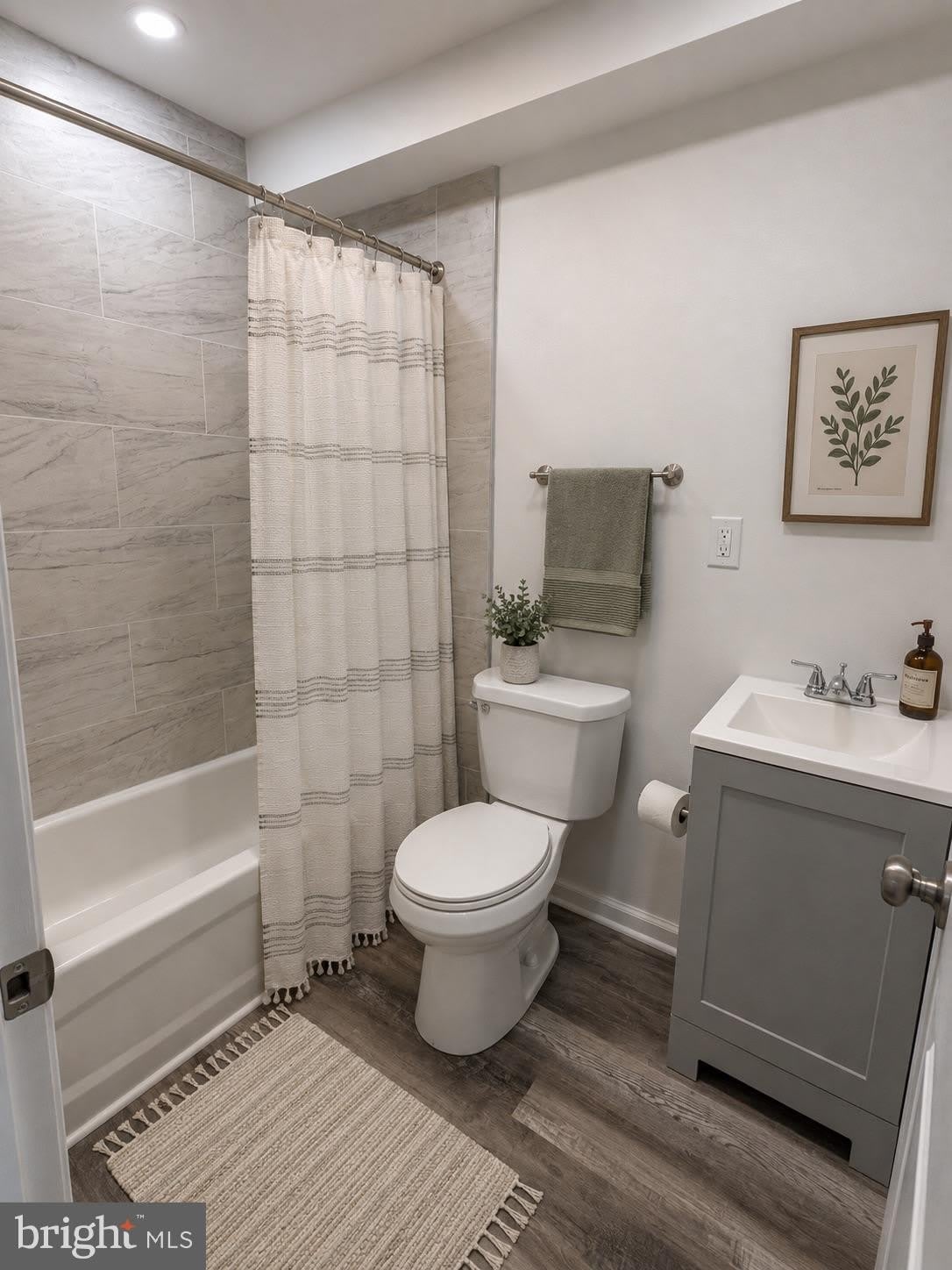 1219 W BUTLER Street – photo 5