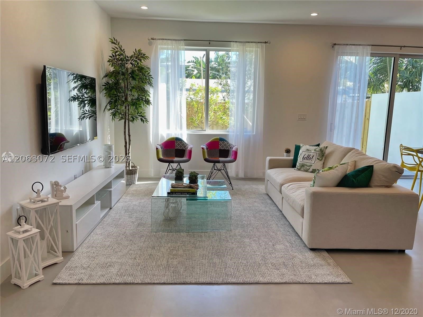 807 SE 14th St – photo 2