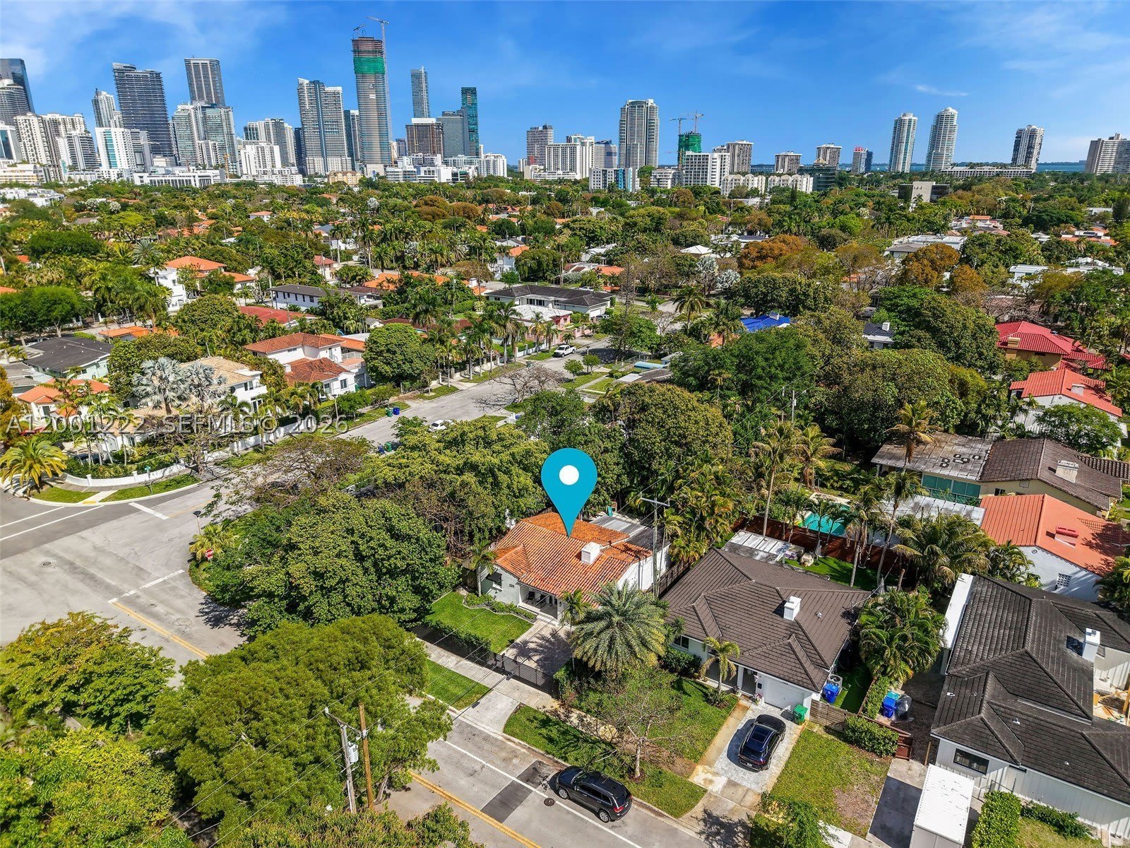 2311 SW 9th Ave – photo 2