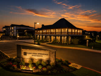 Clear Creek Springdale Apartments – photo 2