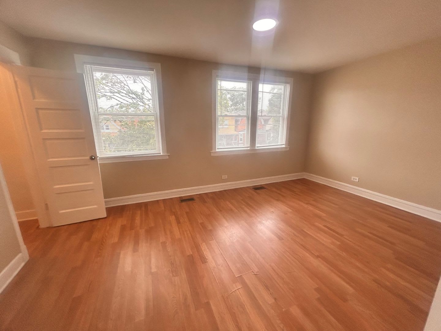 Updated 3 Bedroom Home With Front Porch And Fenced Yard – photo 3