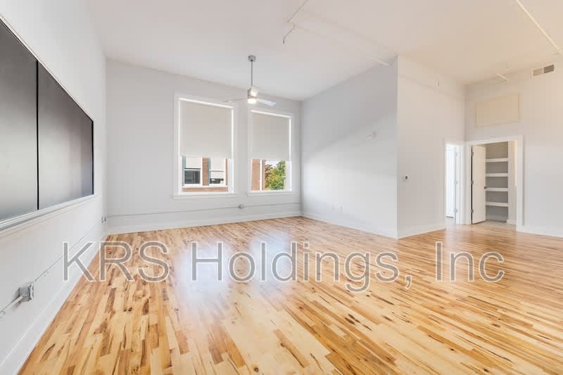 306 N Rd St – photo 1