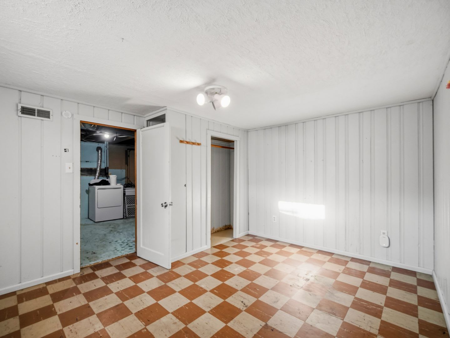 Charming Spokane Home with Fenced Yard & Garage – photo 5