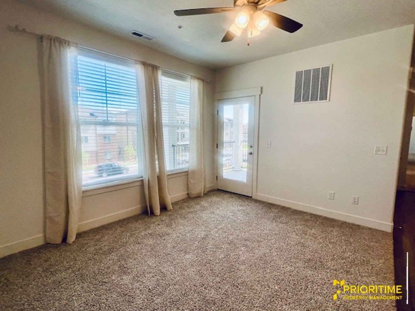 Woo-hoo!!! $1,000 Total Move-in Bonus!!!! – photo 5