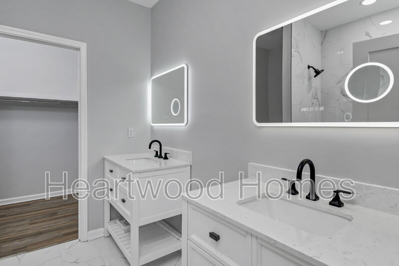 32 Roberson St – photo 2