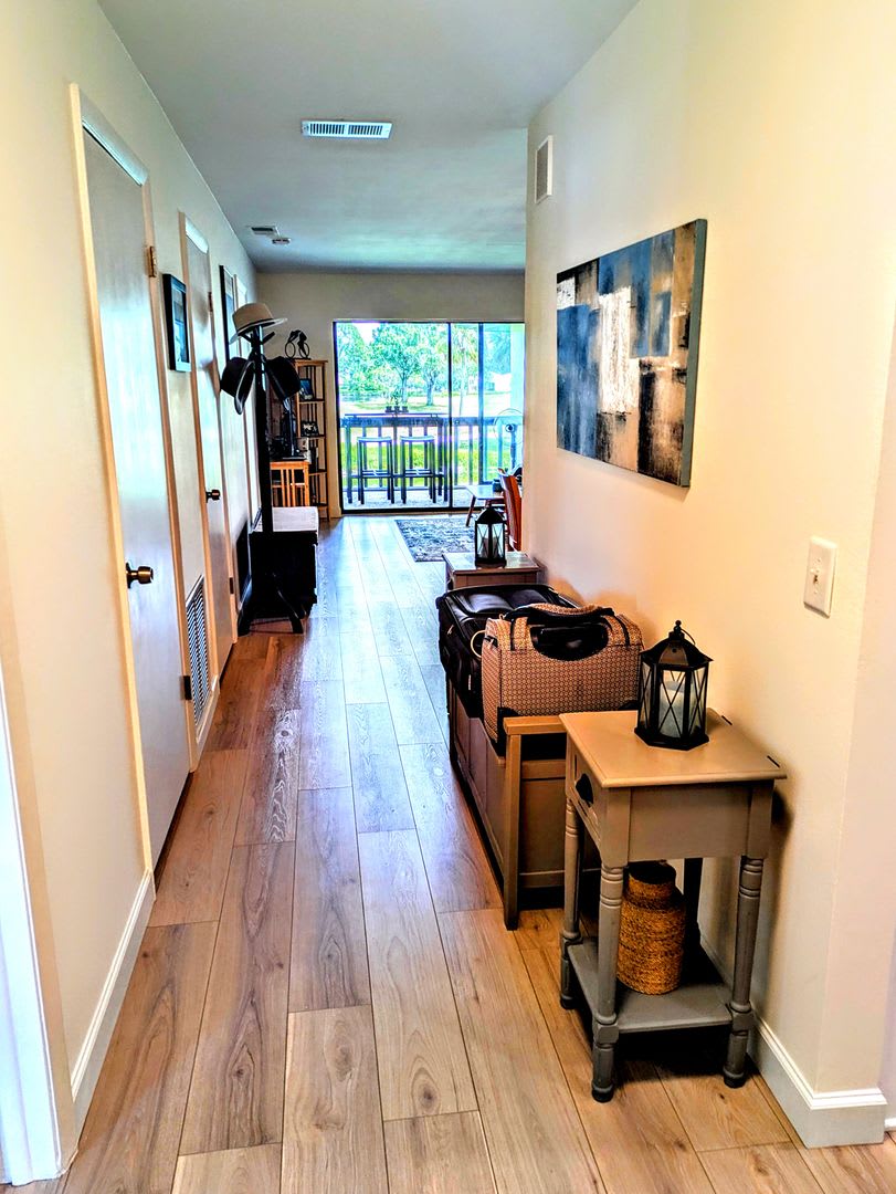 SEASONAL/SHORT TERM TURNKEY condo – photo 4