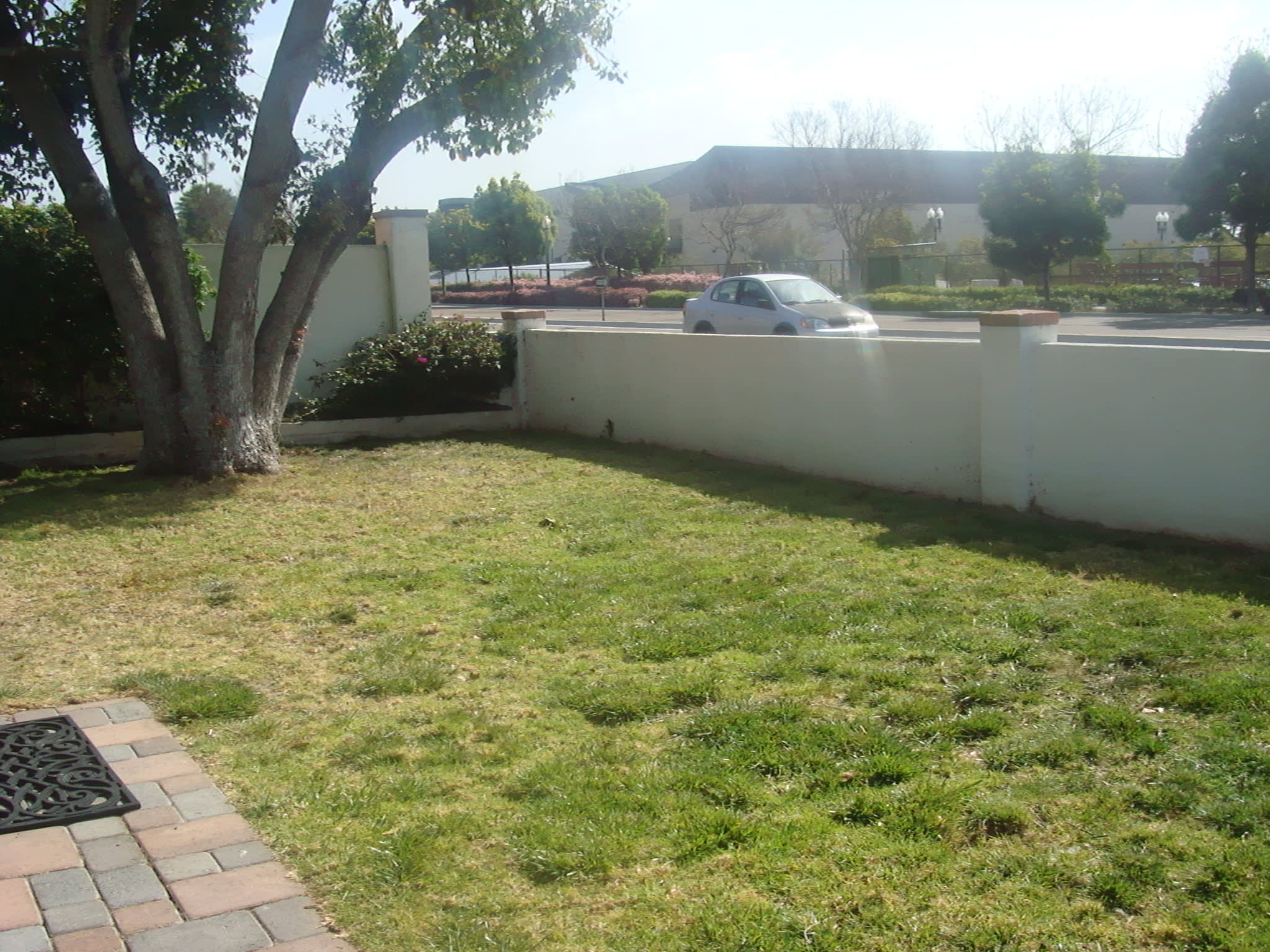 2220 Rosecrans St – photo 4