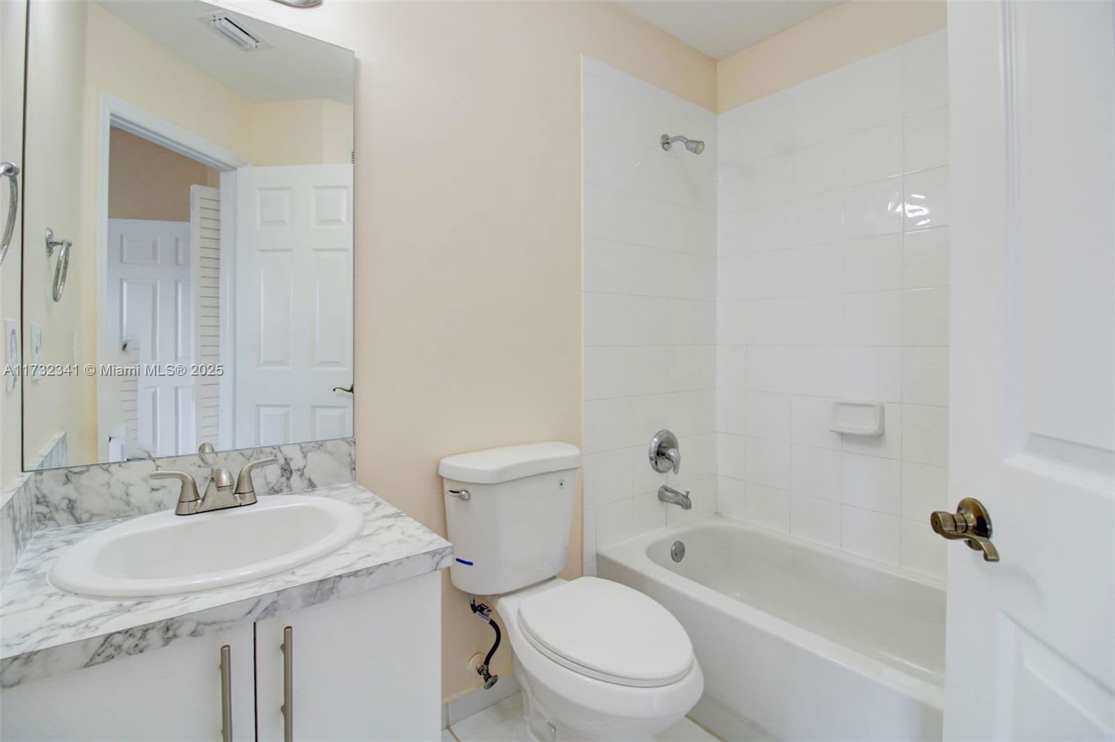2205 Southeast 23rd Road – photo 3