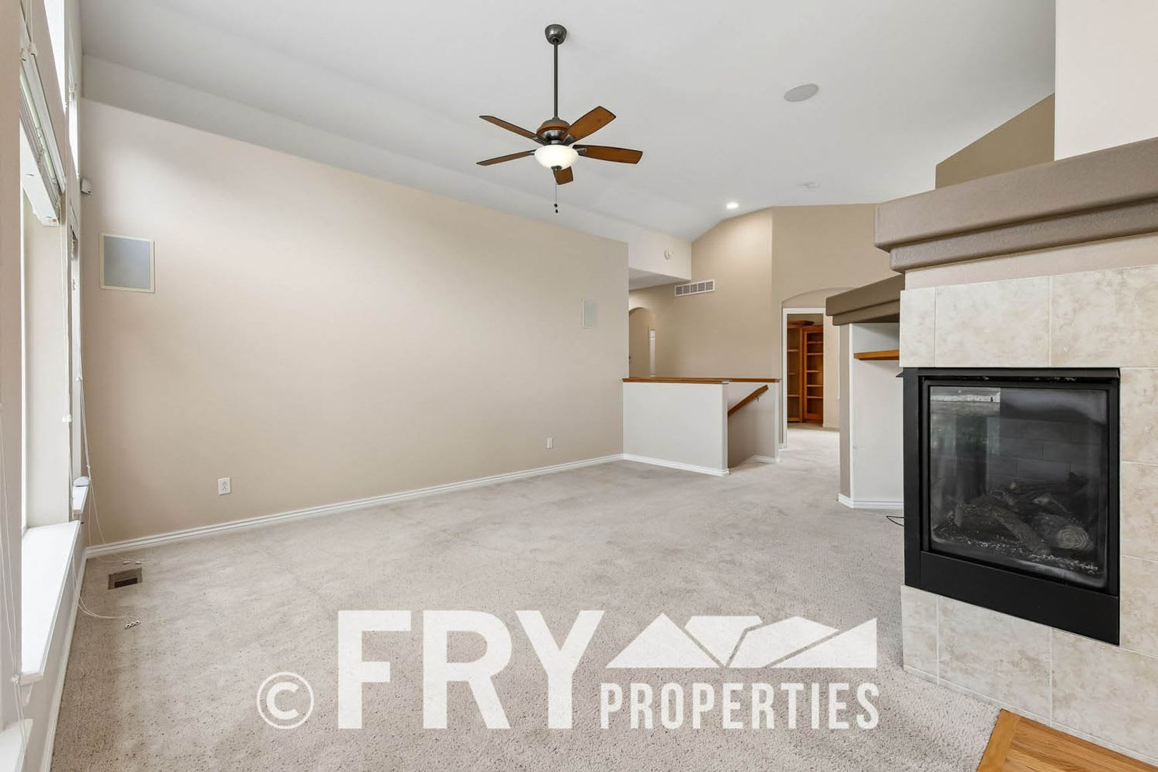 Private Cul-de-Sac Living with 3-Car Garage in Northwest Arvada – photo 5
