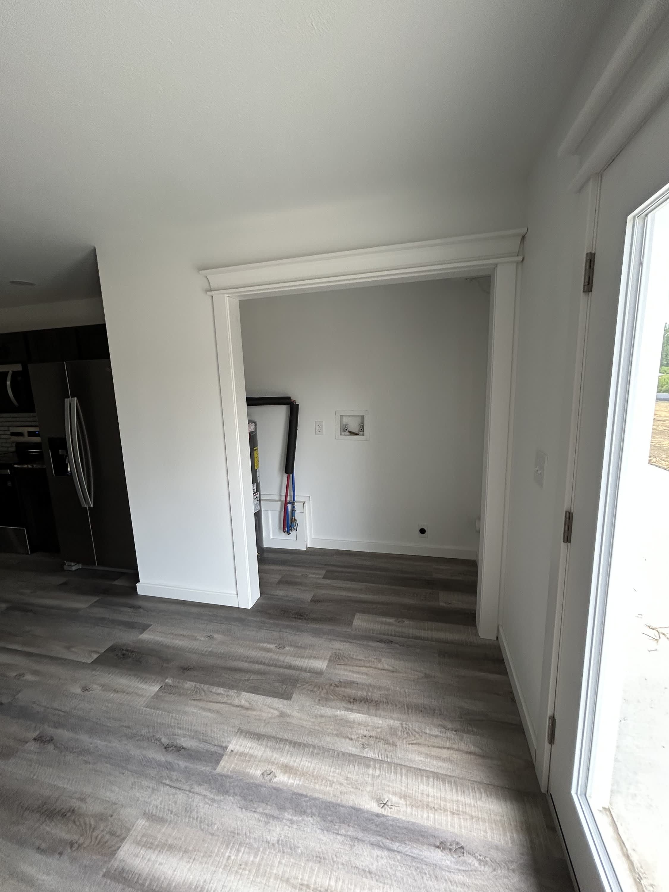 423 W3rd St – photo 5