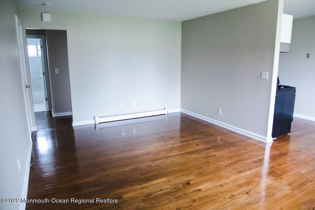 65 Steiner Avenue – photo 3