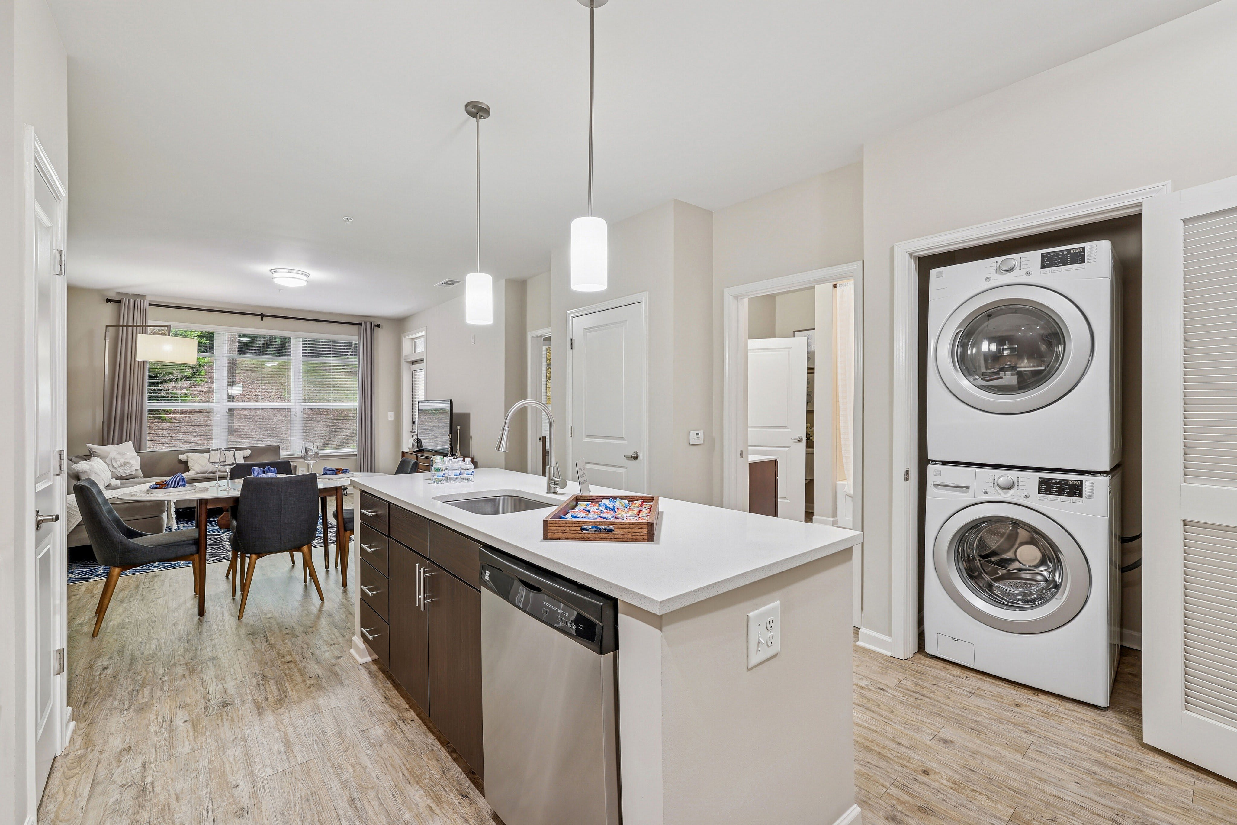 Blaine Buckhead West – photo 2