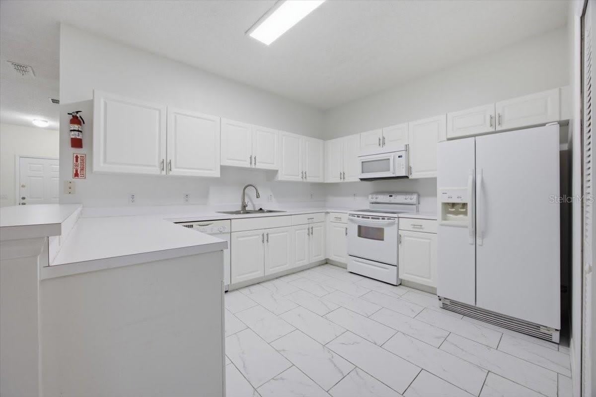 3166 SUN LAKE Court – photo 3