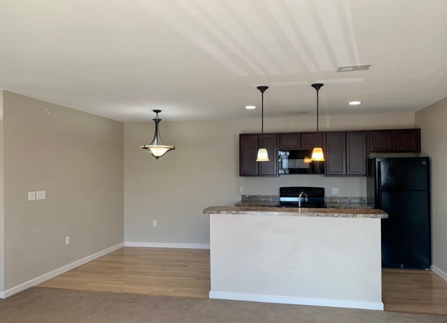 473 Deer Path – photo 2