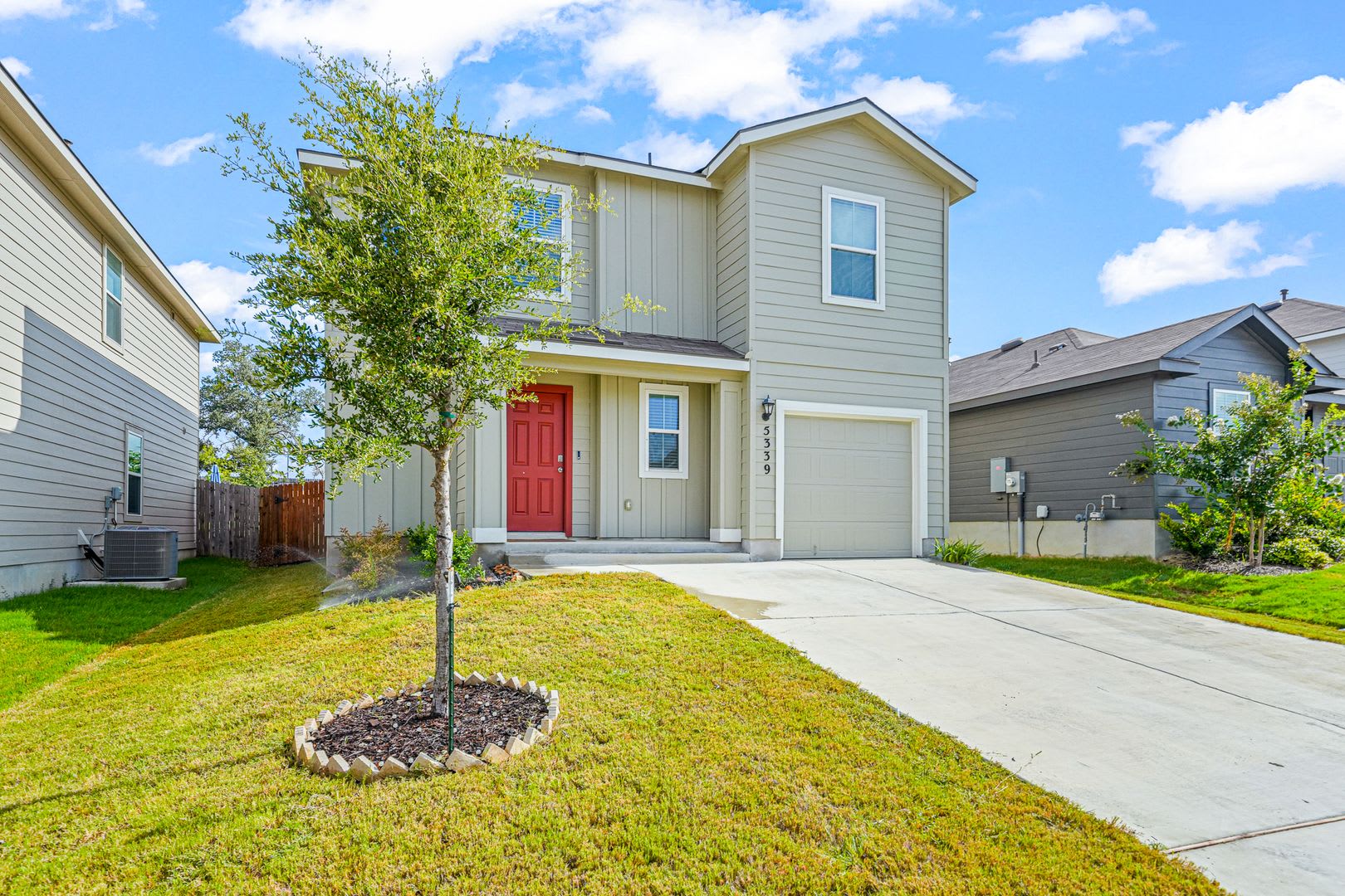 Modern 2023 Home In Riverstone At Westpointe Near Lackland Afb – photo 3
