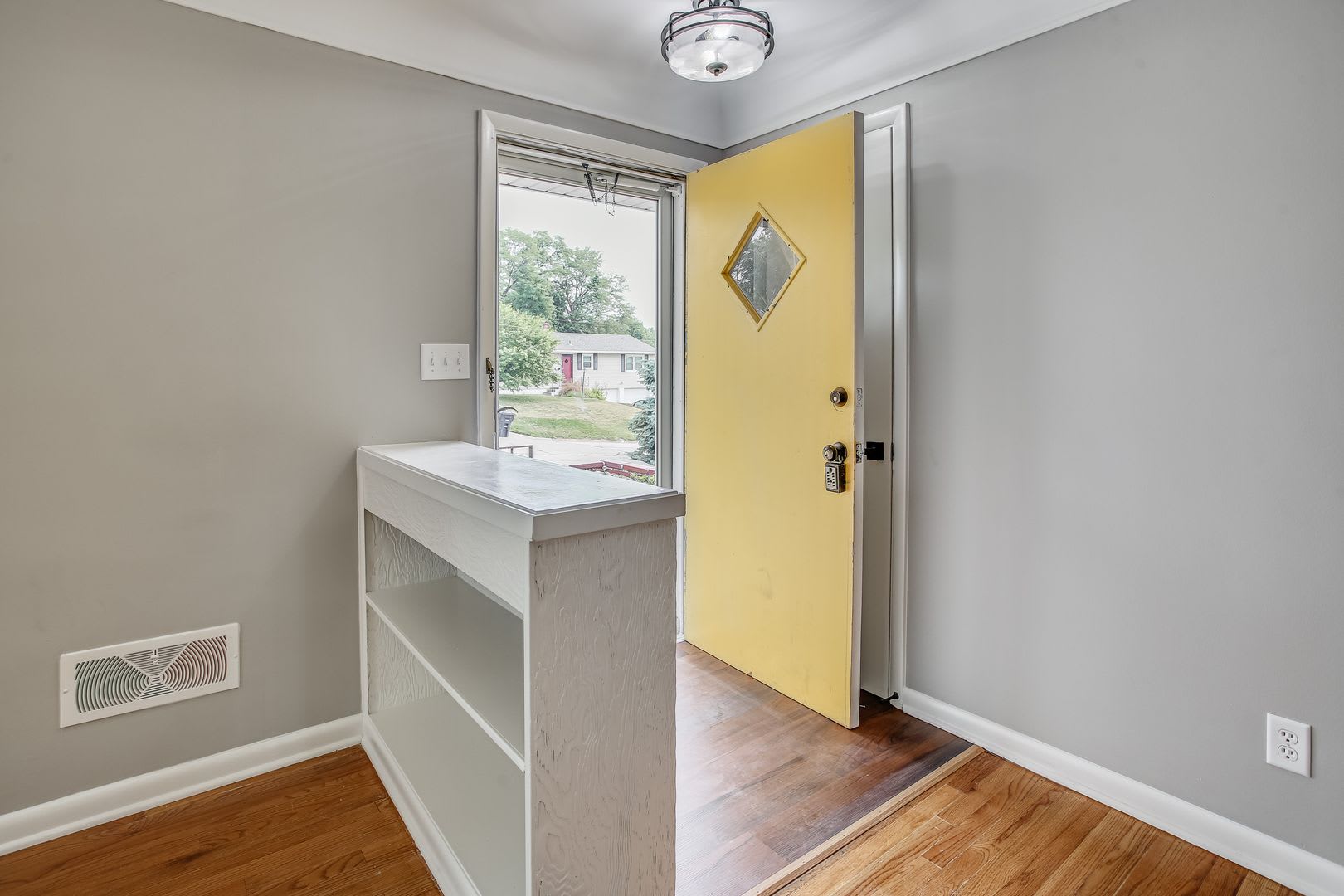 7071 Izard St – photo 3