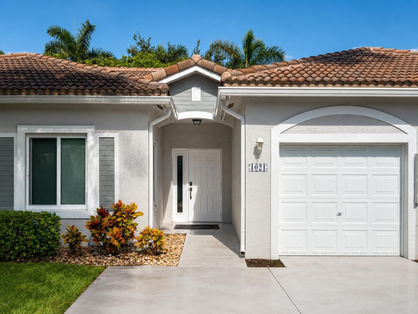 1021 SW 42nd Terrace – photo 1