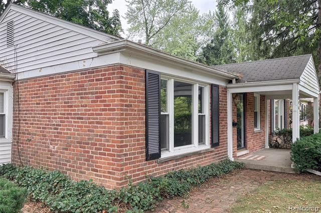 1846 PEMBROKE Road – photo 4