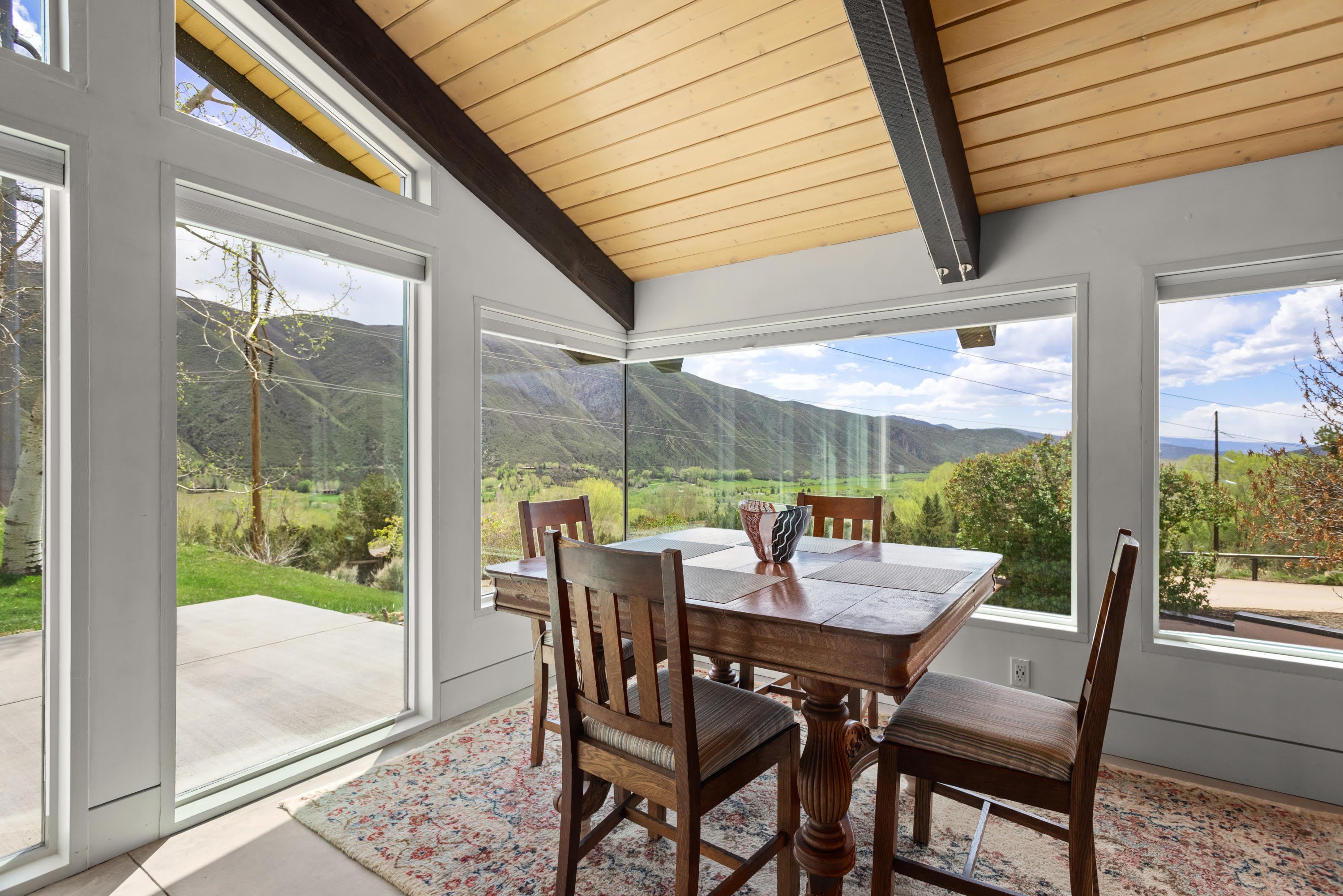 561 Booth Lane – photo 3