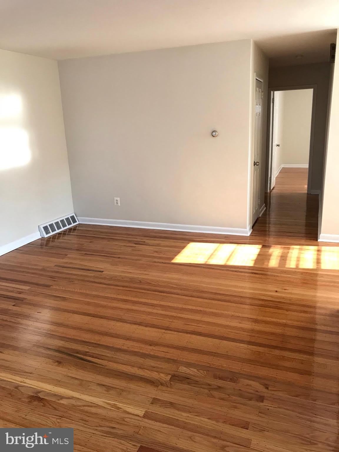 422 W JEFFERSON Street – photo 4