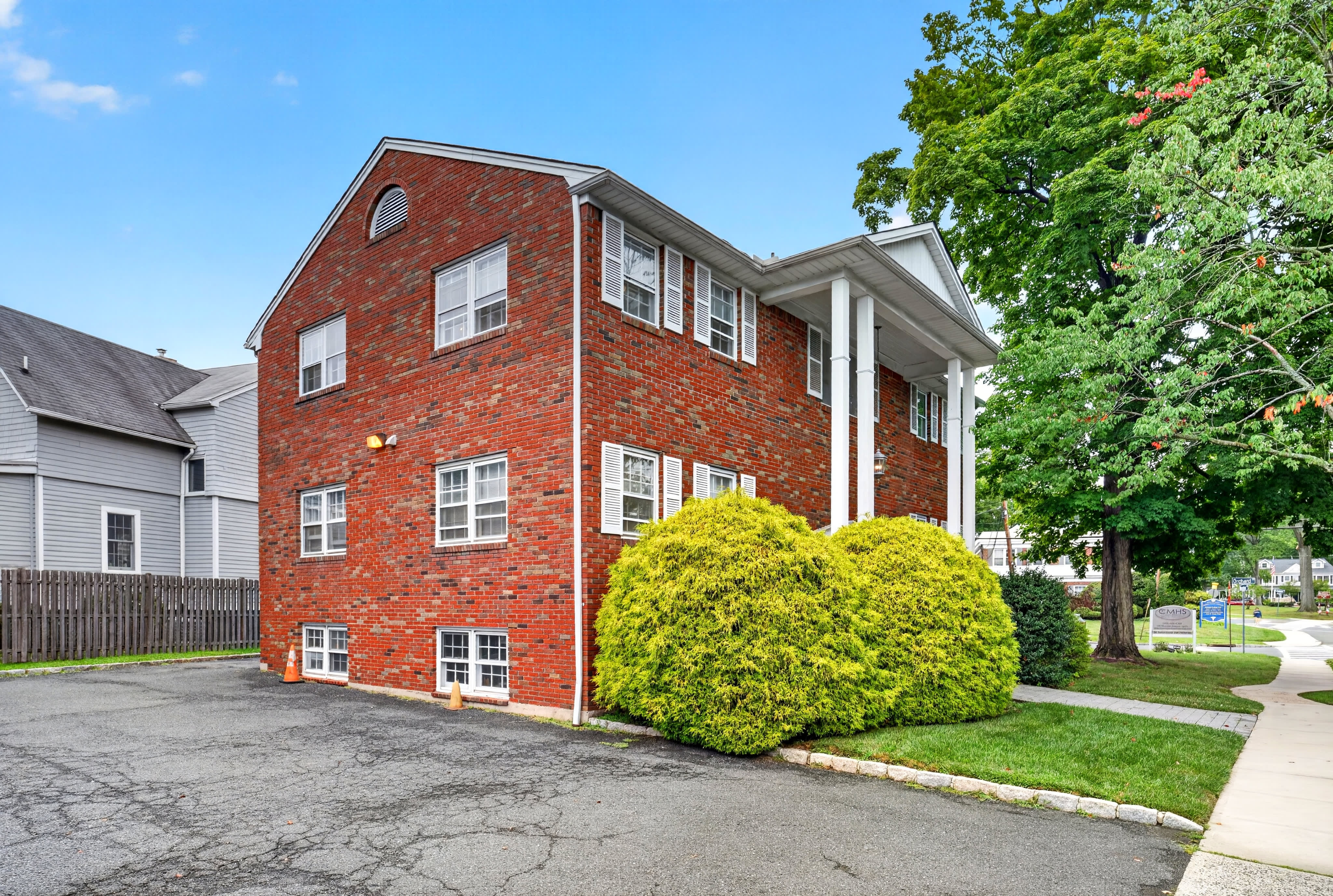 169 Mountain Avenue – photo 2